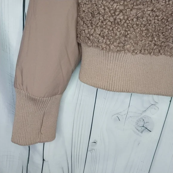 UpWest Women’s Utility Sherpa Bomber  Jacket - Picture 3 of 11